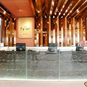 Favor Hotel Makassar City Center By Life